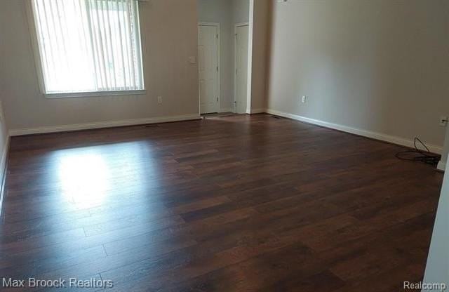 1115 Birchwood Dr - Photo 2 of 14