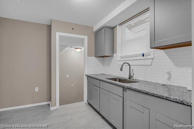 12660 Grandmont Ave - Photo 6 of 17