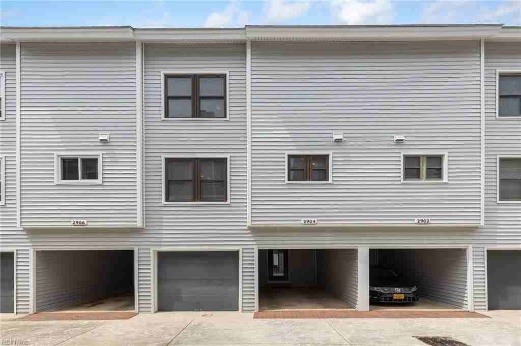 2904 Odin Pl - Photo 2 of 36