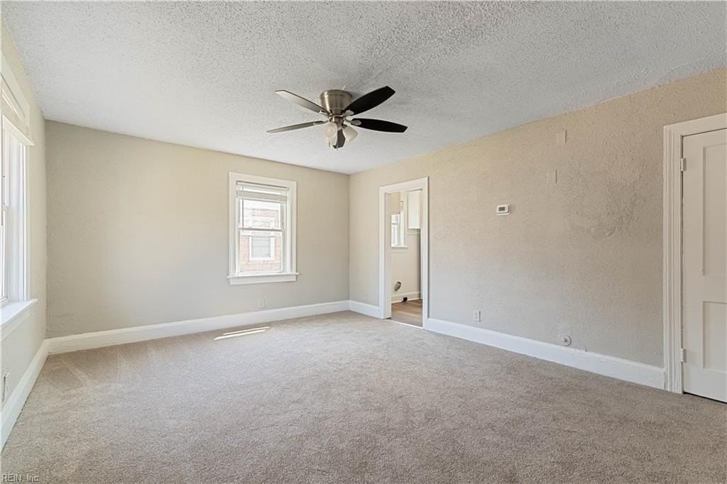 9559 19th Bay St - Photo 2 of 18