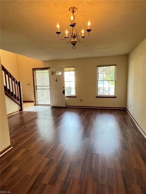 3996 Roebling Ln - Photo 4 of 31