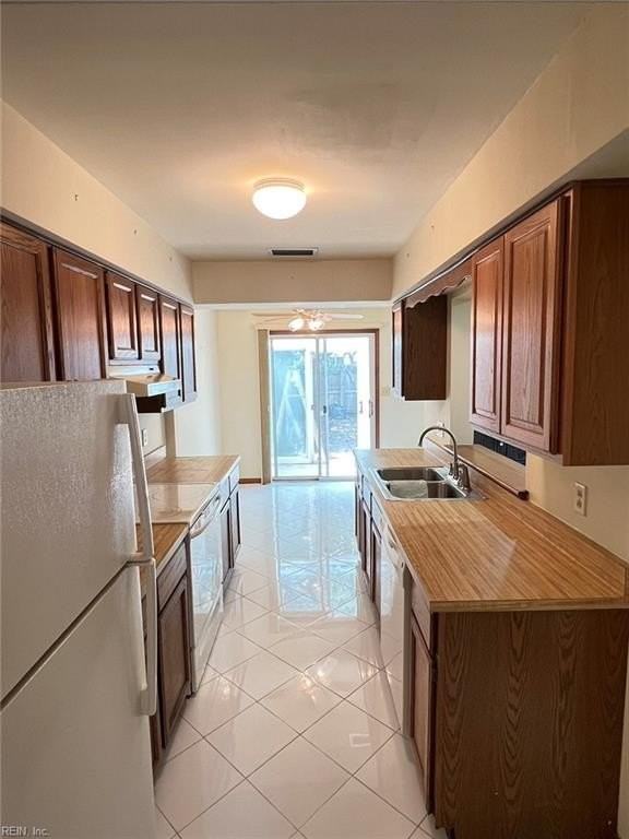 3996 Roebling Ln - Photo 7 of 31