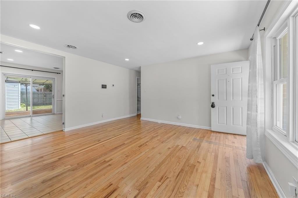 103 Duffield Pl - Photo 5 of 35