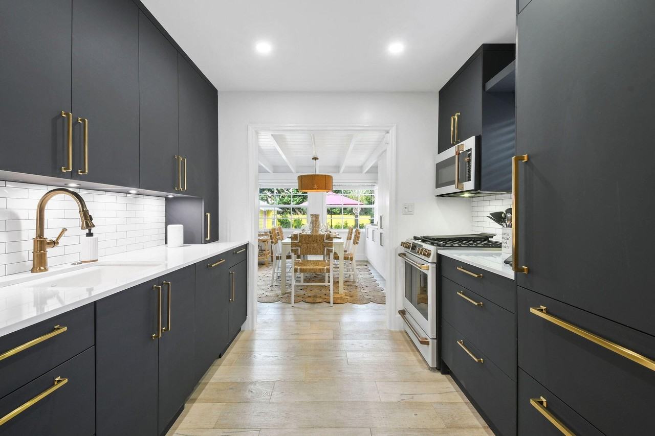 612 N Palmway - Photo 7 of 22