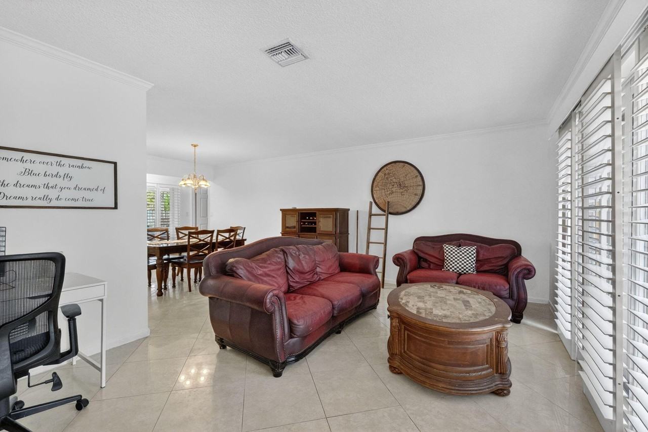 235 Nw 91st Ave - Photo 3 of 50