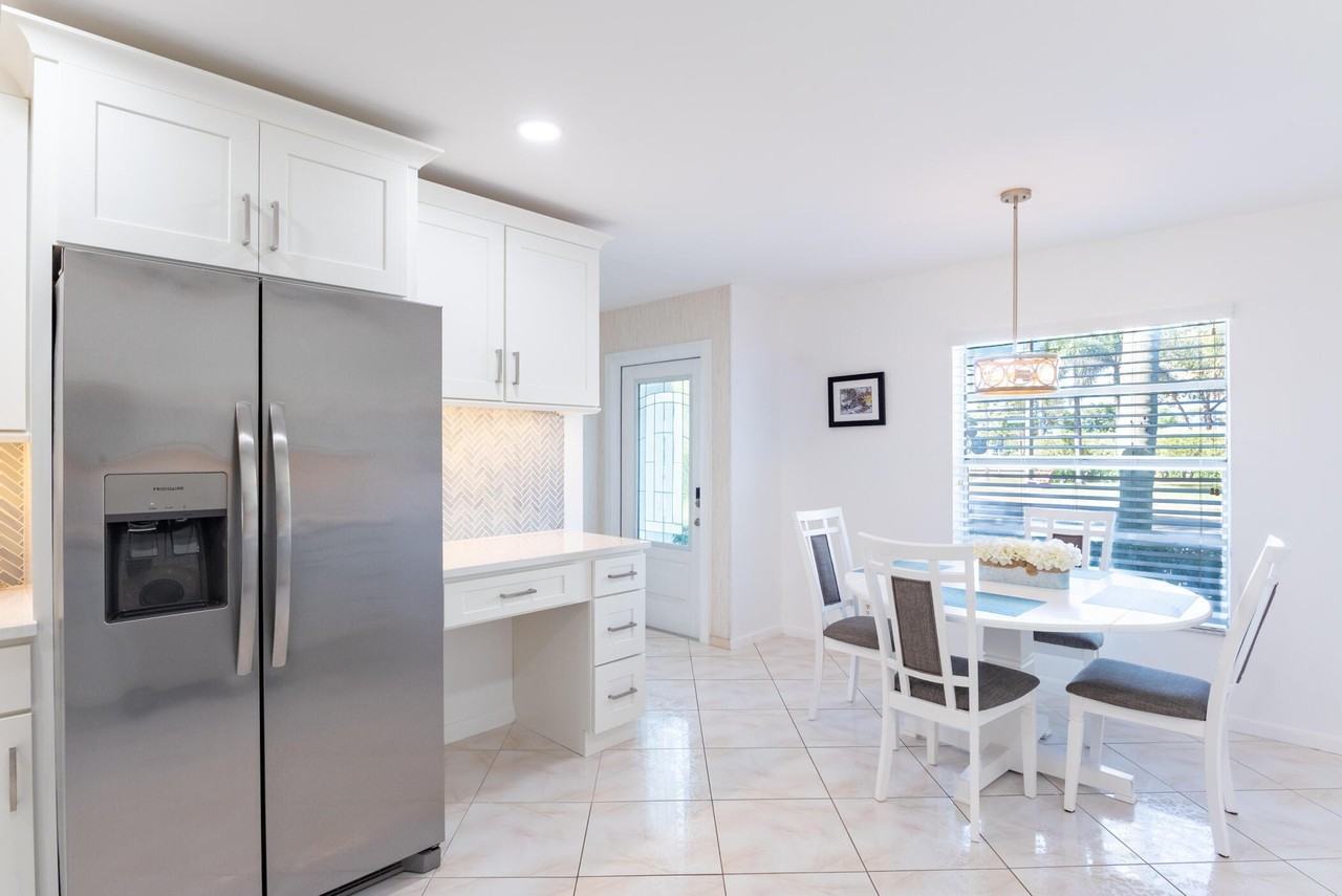 5160 Petal Pl #D - Photo 4 of 12