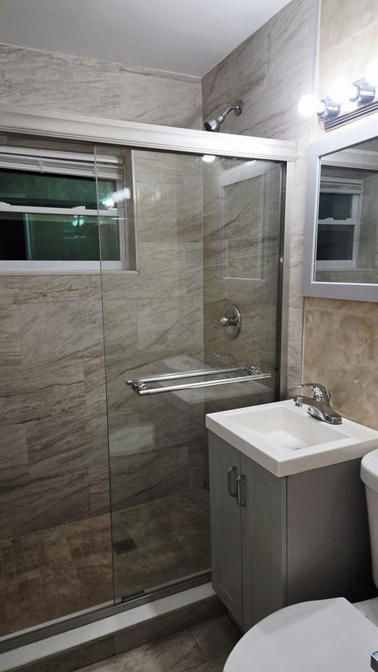 2849 Ne 13th Ave - Photo 4 of 14