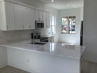 9231 Sw Pepoli Way - Photo 7 of 37