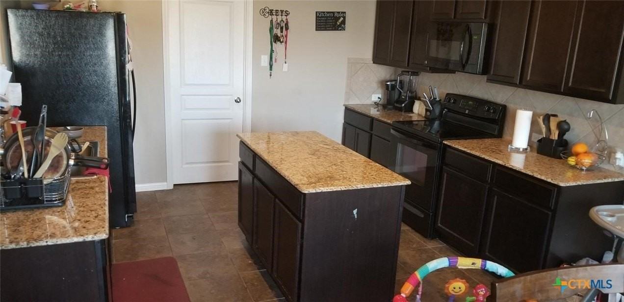 5829 Worthing Dr - Photo 4 of 23
