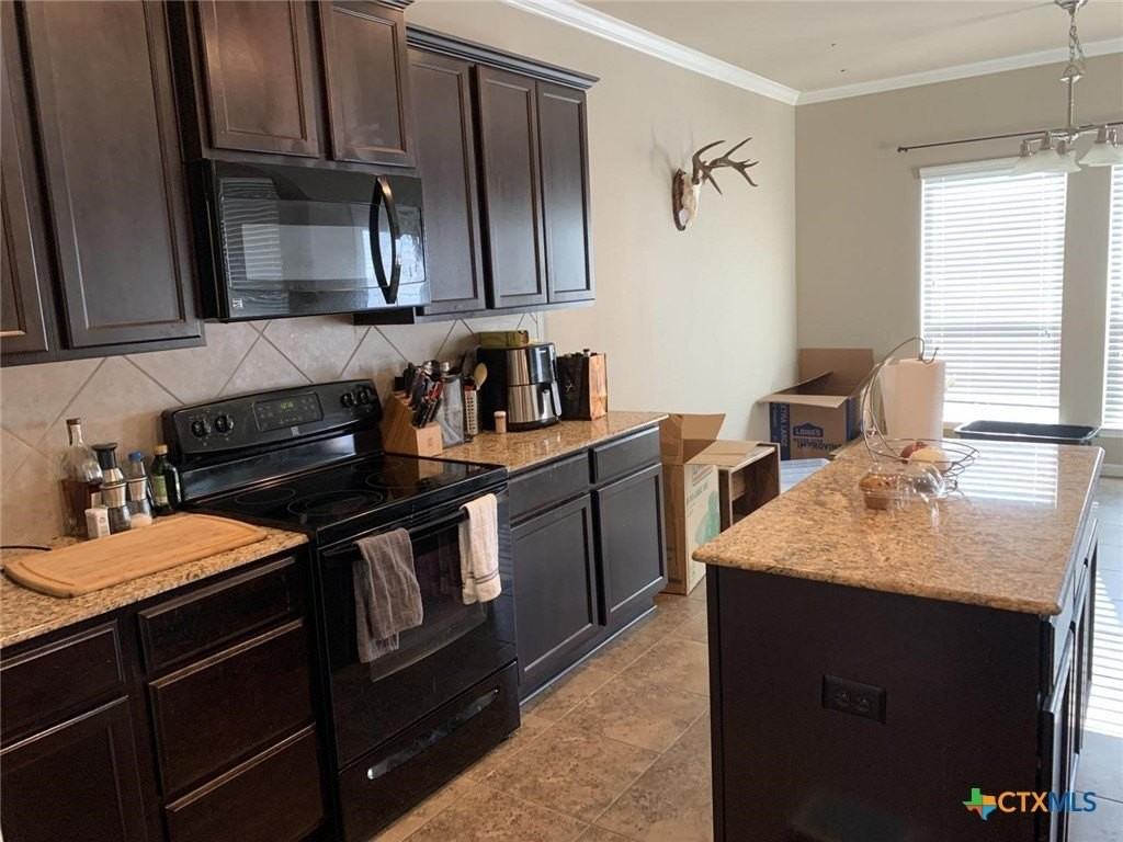 5829 Worthing Dr - Photo 6 of 23