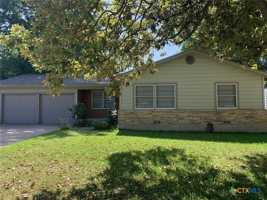 featured image of 1401 S 47th St