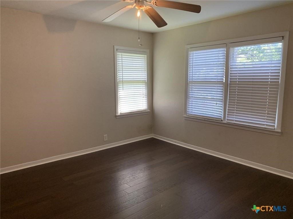 1401 S 47th St - Photo 4 of 13