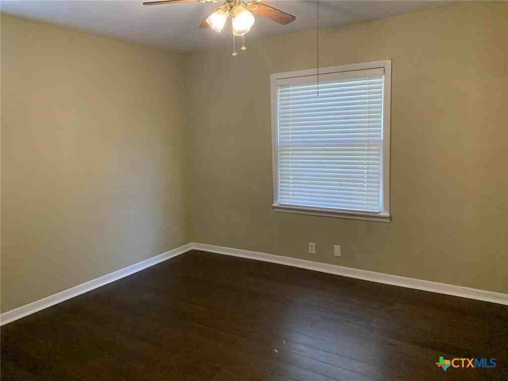 1401 S 47th St - Photo 5 of 13