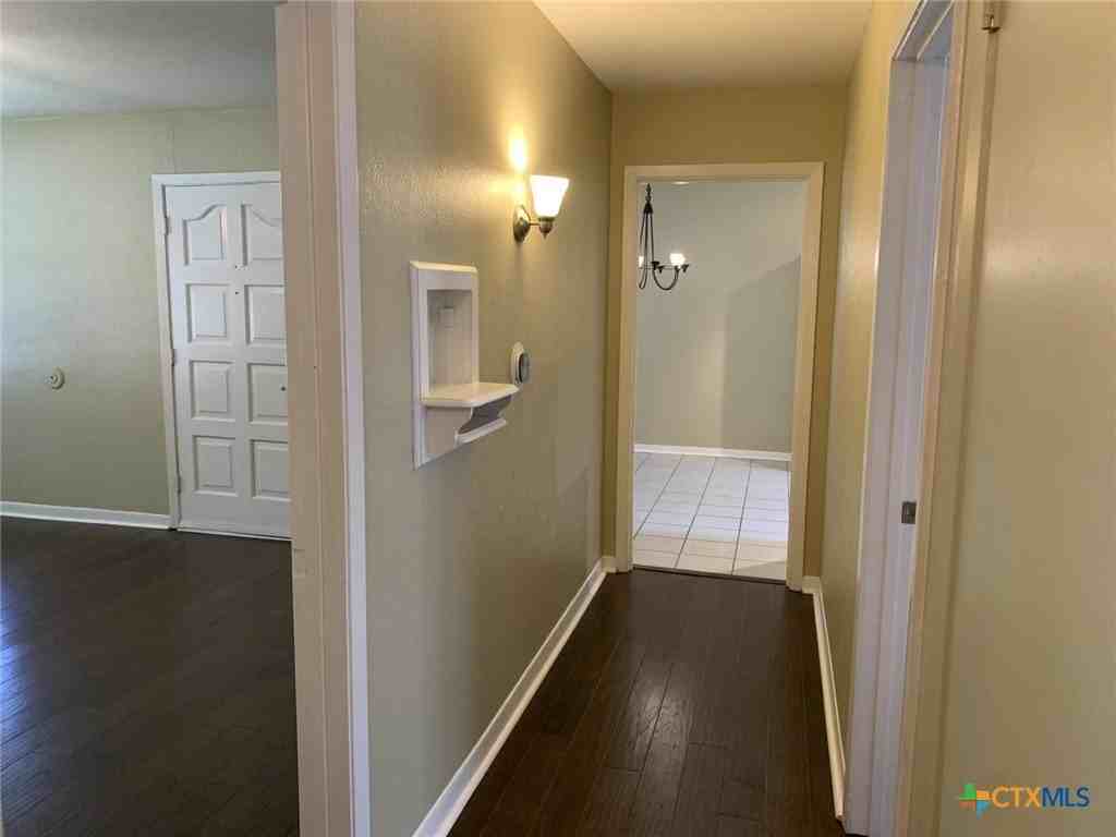 1401 S 47th St - Photo 7 of 13