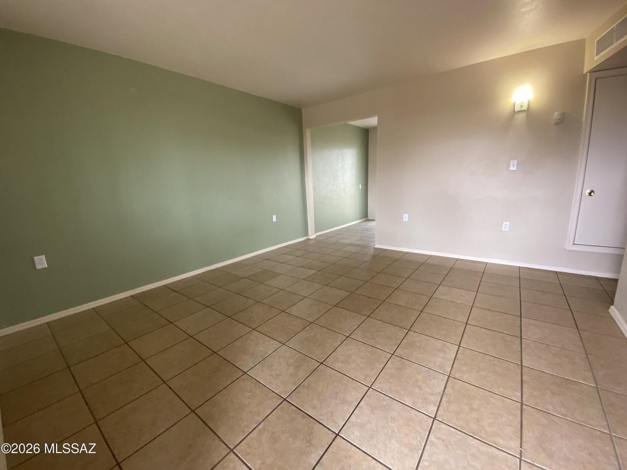 350 N Silverbell Rd #94 - Photo 2 of 16