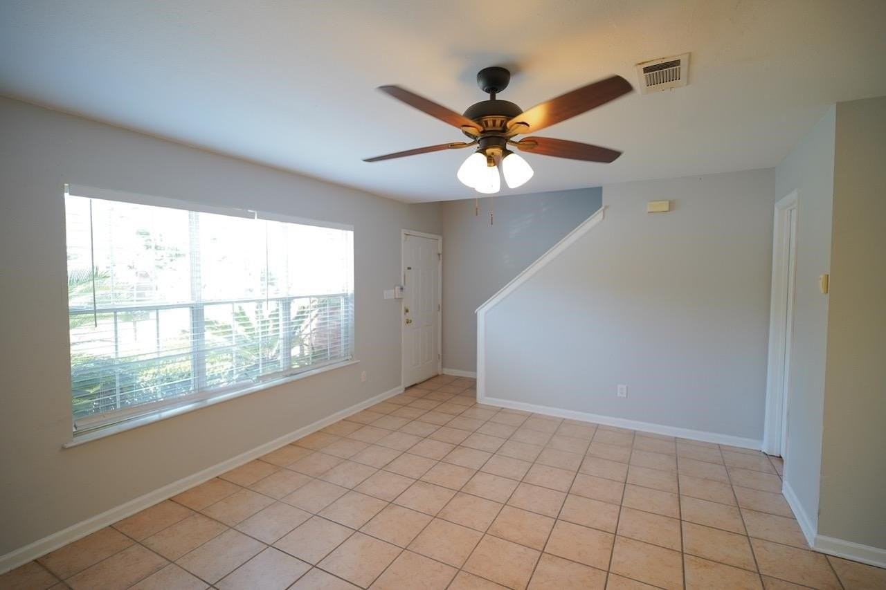 859 W Brevard St #2 - Photo 3 of 34