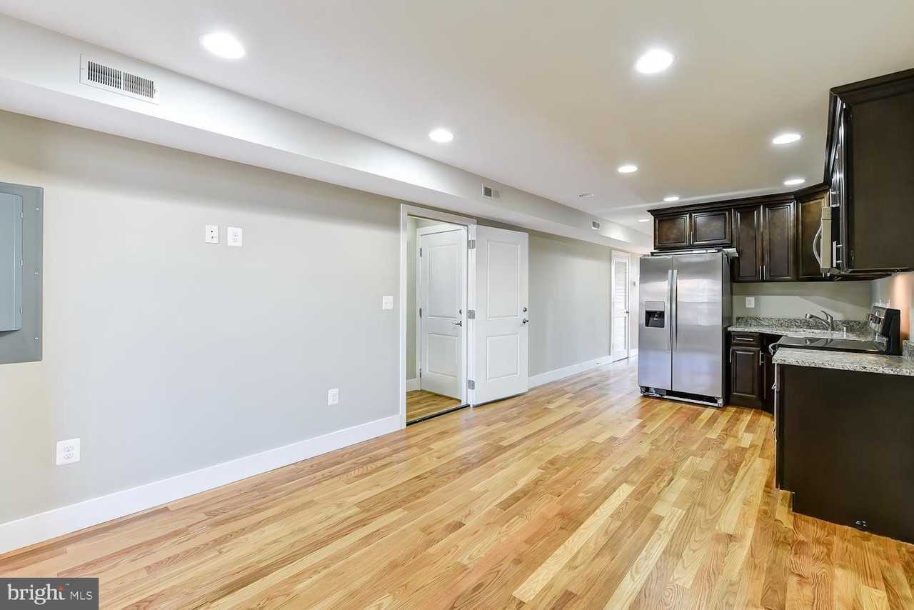 2031 Benning Rd Ne #B - Photo 3 of 22