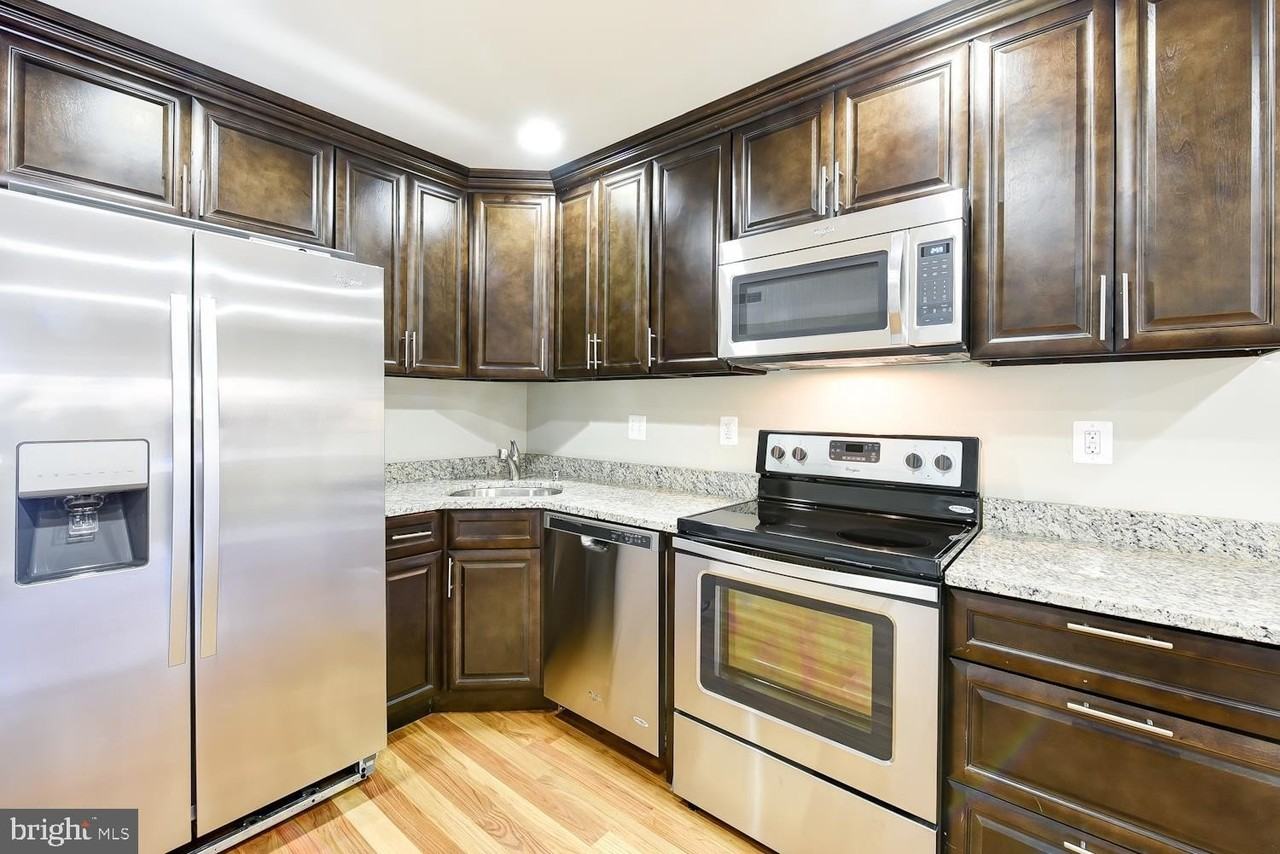 2031 Benning Rd Ne #B - Photo 5 of 22
