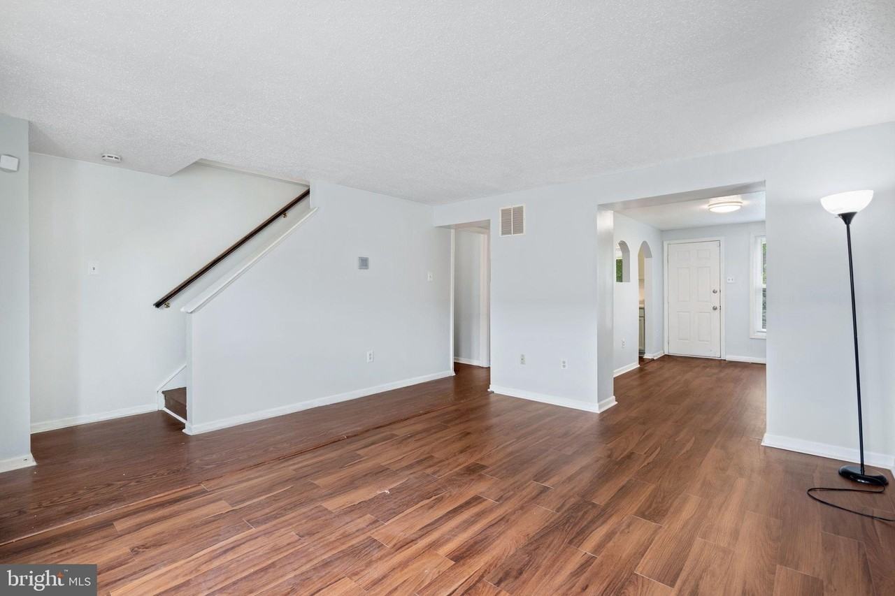 1326 N Stockton St - Photo 5 of 27