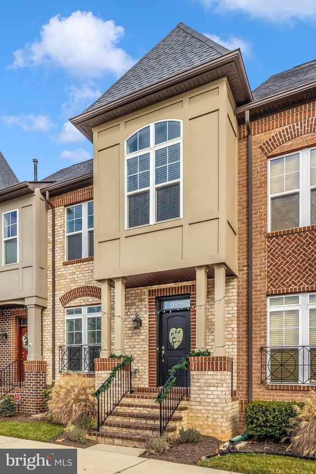 619 Blandwood Rd - Photo 2 of 50