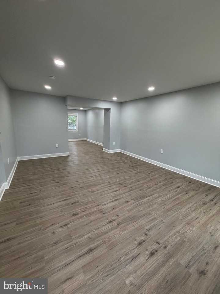 12928 Claxton Dr #6E - Photo 7 of 18