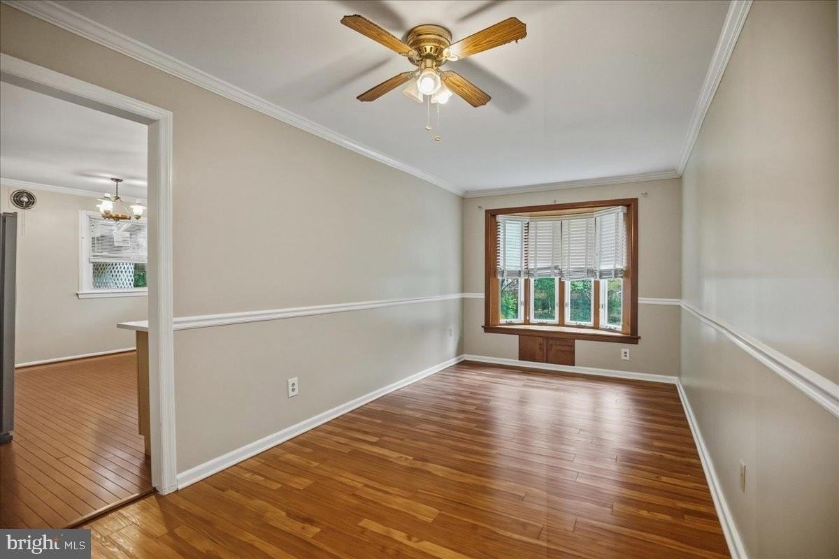 8306 Quentin St - Photo 7 of 18