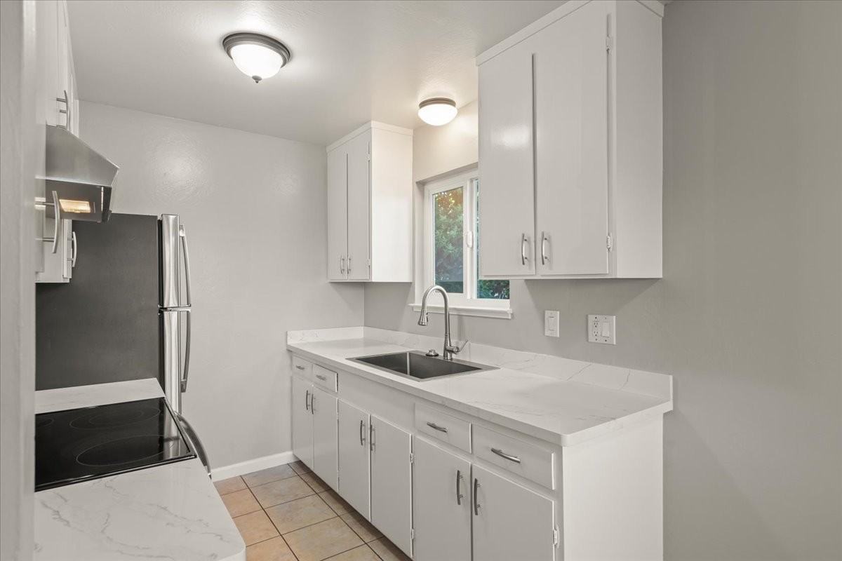 1475 Ontario Lane - 1Unit D #1 - Photo 4 of 33