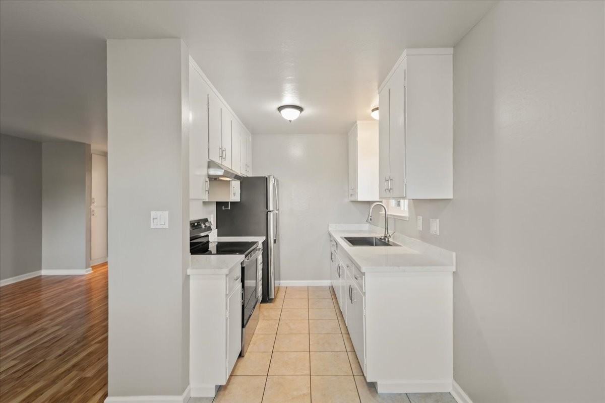 1475 Ontario Lane - 1Unit D #1 - Photo 5 of 33