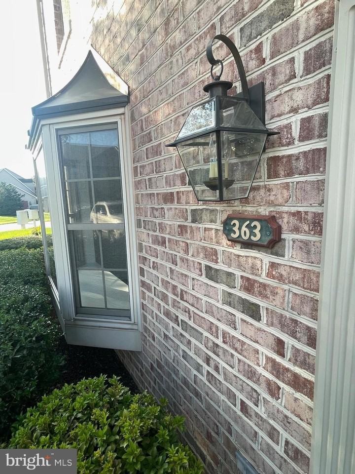 363 Stonehedge Ln - Photo 3 of 29
