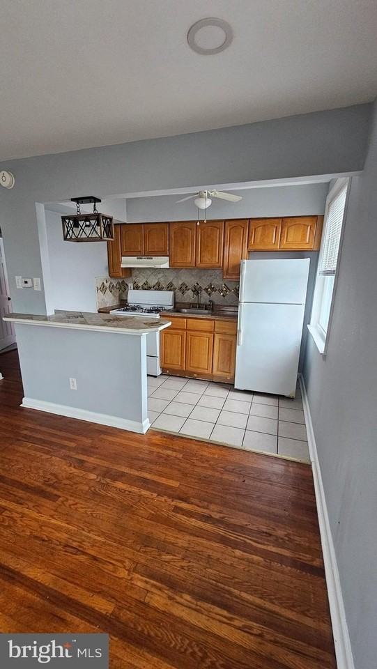 1632 Benson St ## 00 - Photo 6 of 21