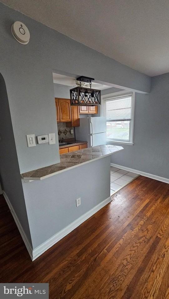 1632 Benson St ## 00 - Photo 7 of 21