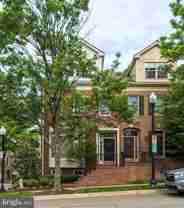 2175 N Pierce St - Photo 1 of 1