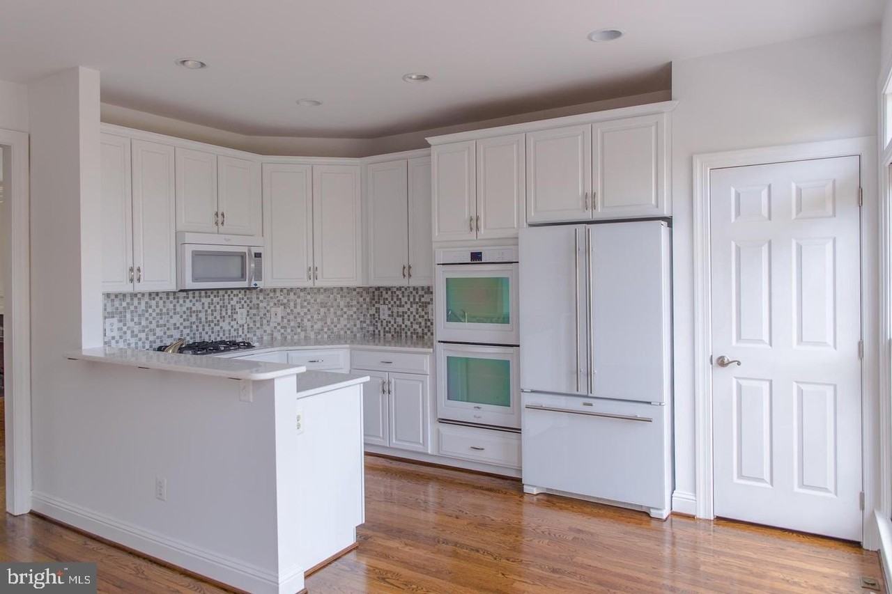 2175 N Pierce St - Photo 5 of 31
