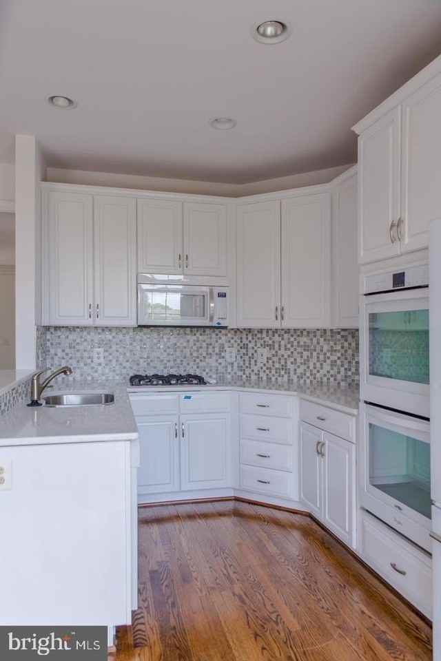 2175 N Pierce St - Photo 6 of 31
