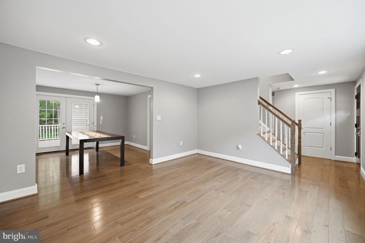 8474 Ararat Ct - Photo 4 of 22