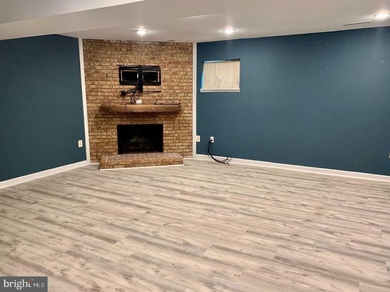 7808 Hyson Park Ct - Photo 2 of 22