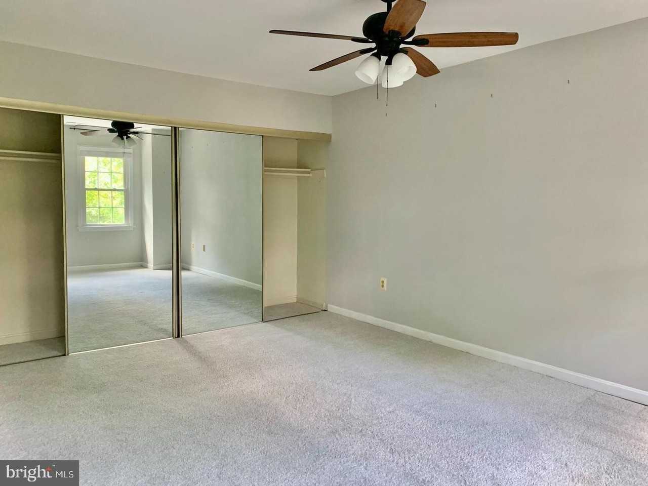 7808 Hyson Park Ct - Photo 7 of 22
