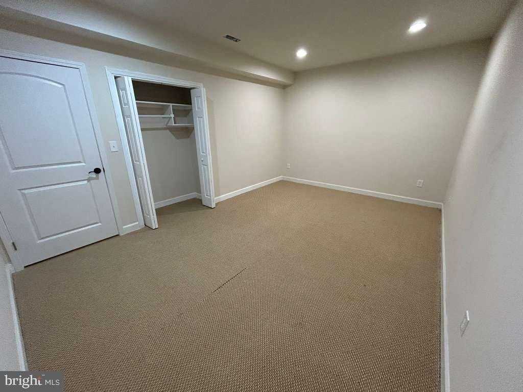 44377 Stone Roses Cir - Photo 2 of 9