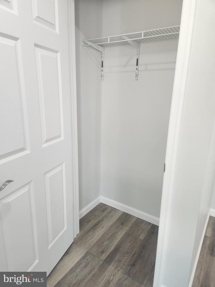 65 Woods Edge Rd #18 - Photo 4 of 12