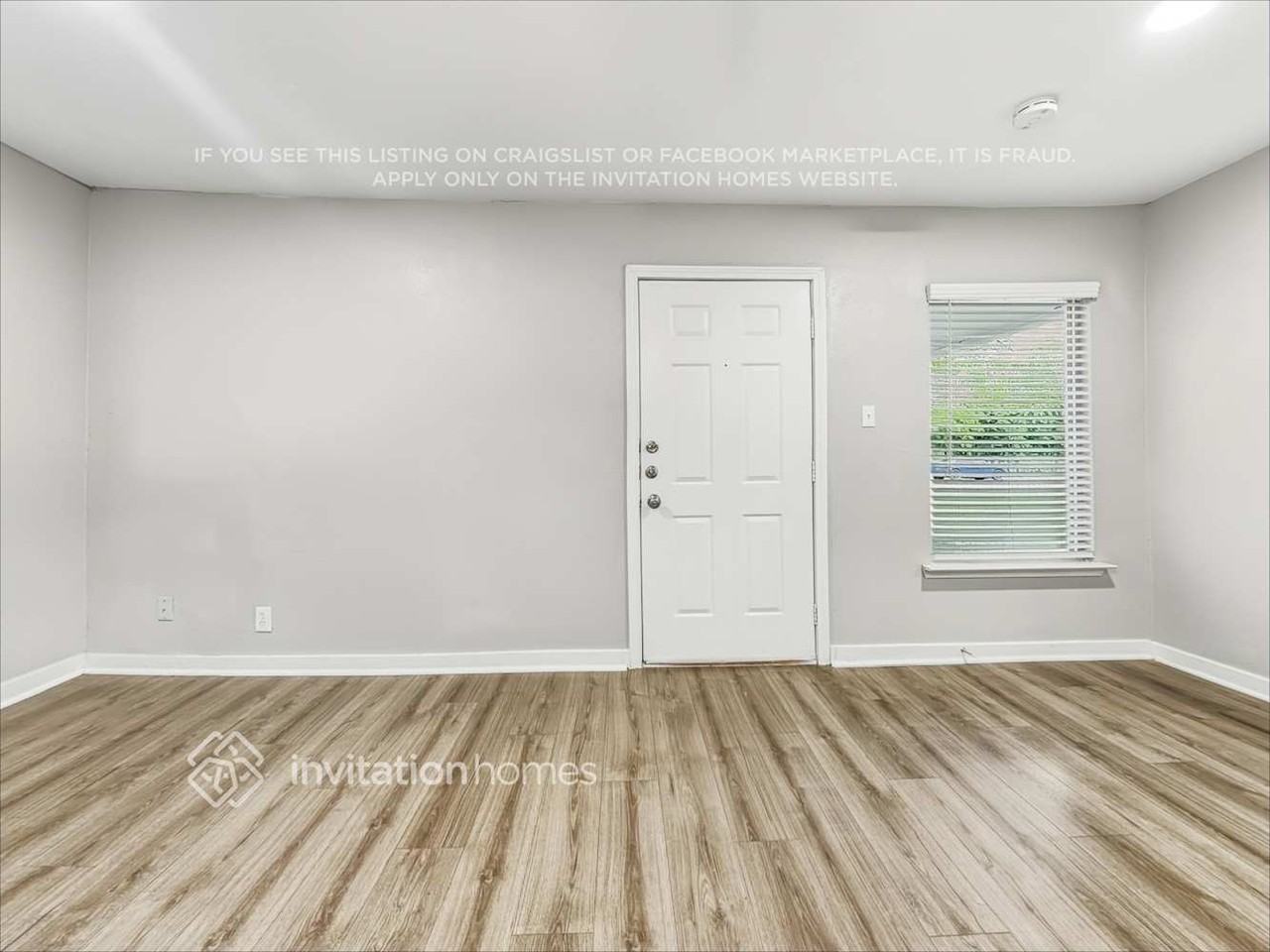 212 W 5th St - Photo 3 of 20