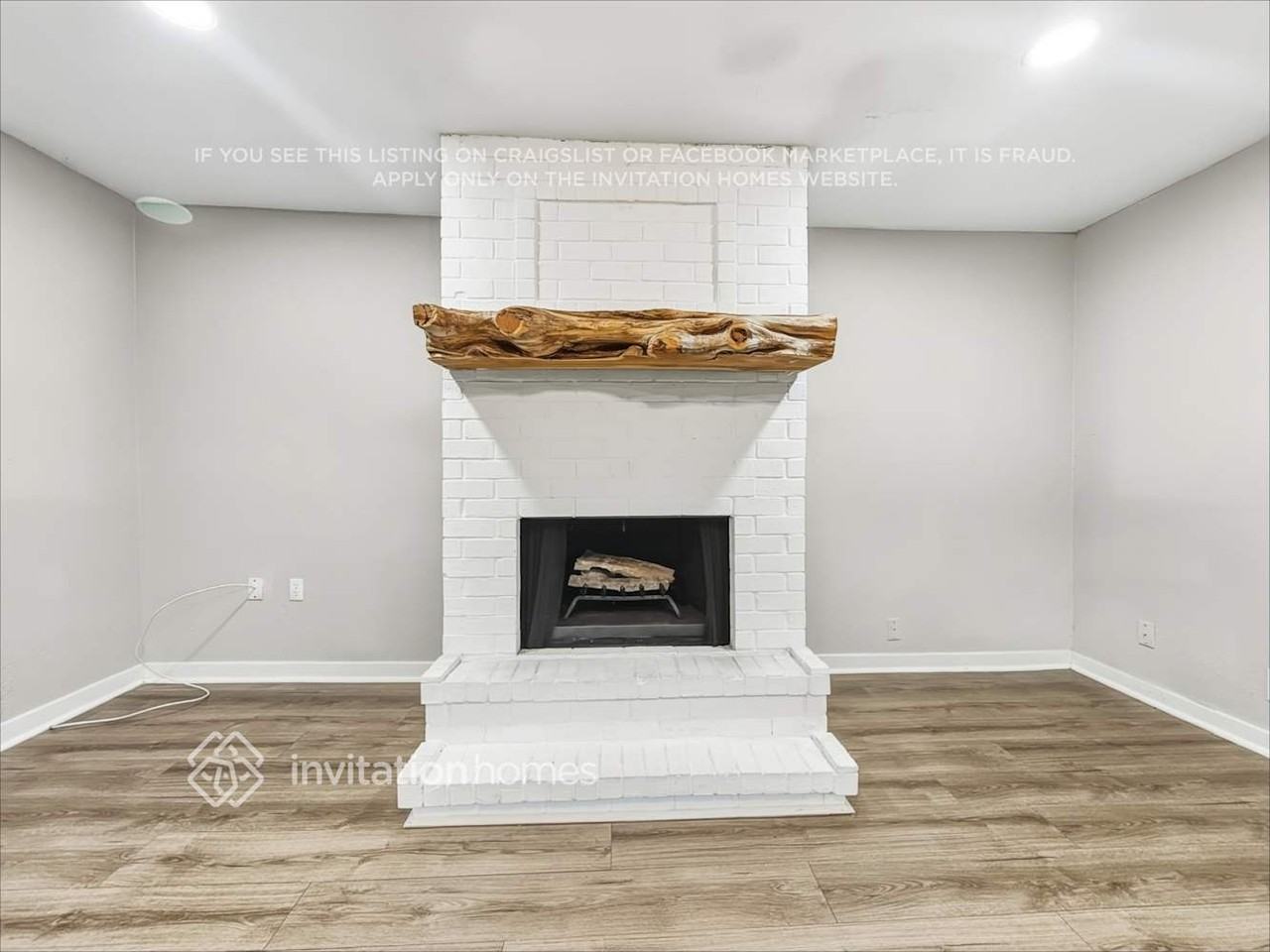 212 W 5th St - Photo 4 of 20