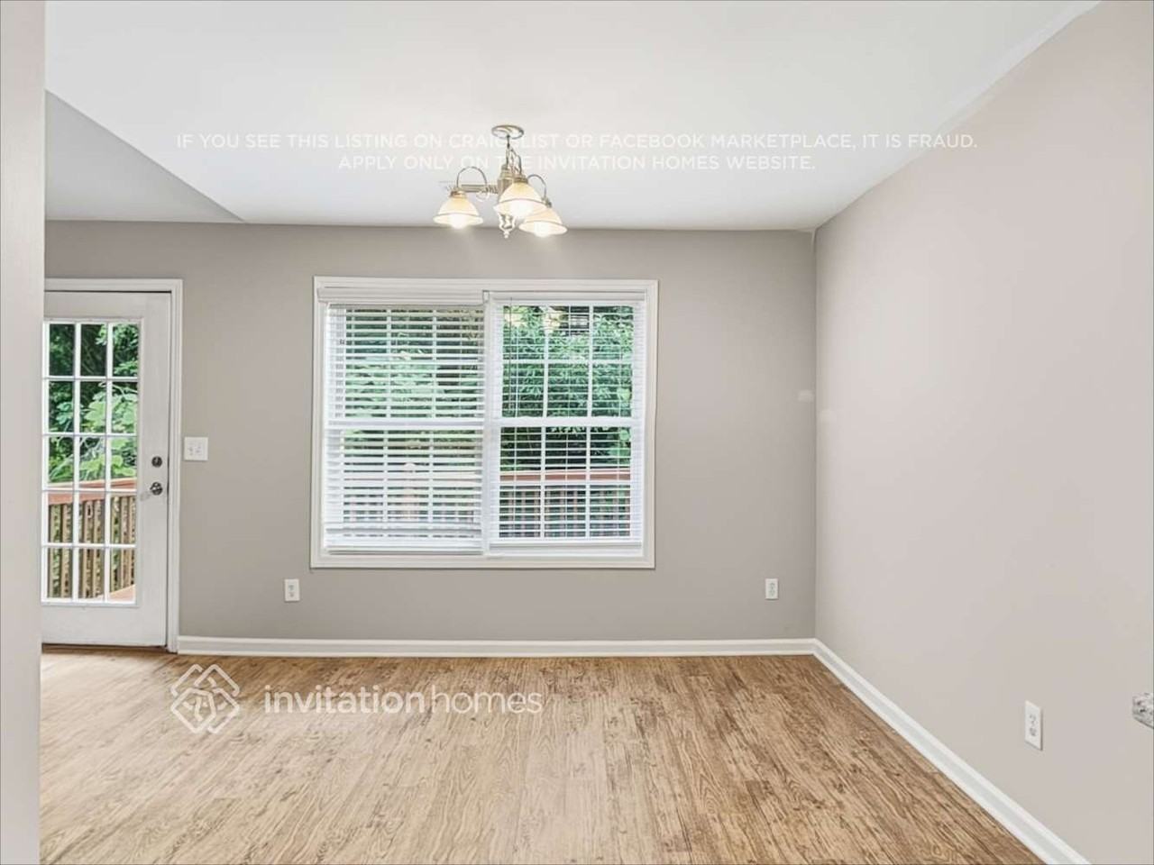4730 Camelot Dr - Photo 7 of 20