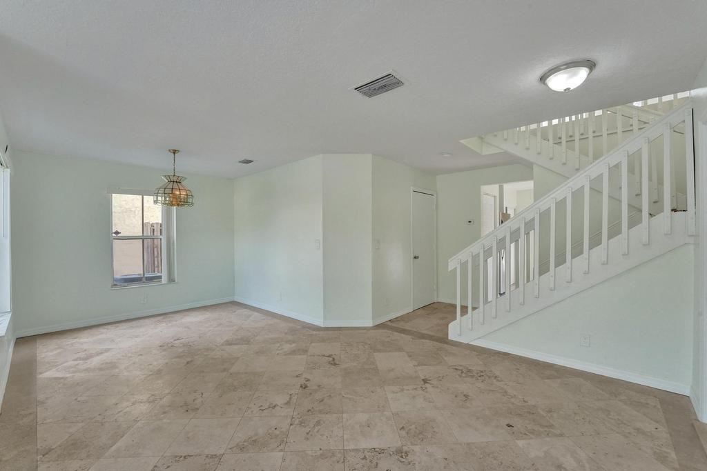 Orinoco Ln #3436 - Photo 3 of 8