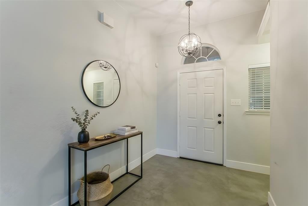 9454 Wichita Trl - Photo 5 of 29