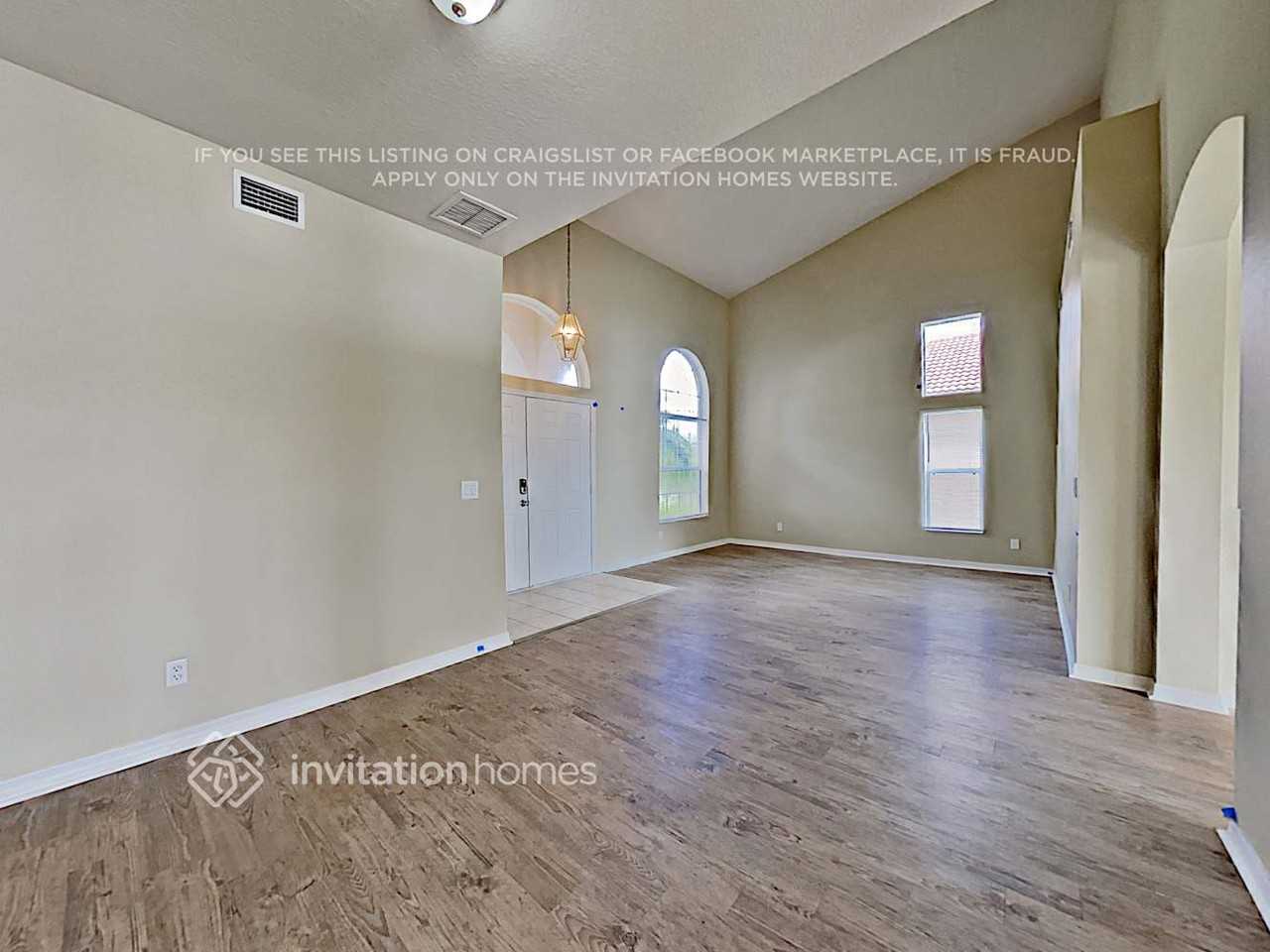 6127 46th St E - Photo 4 of 13