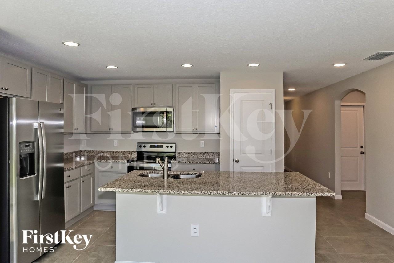 220 Southern Breeze Loop - Photo 5 of 15