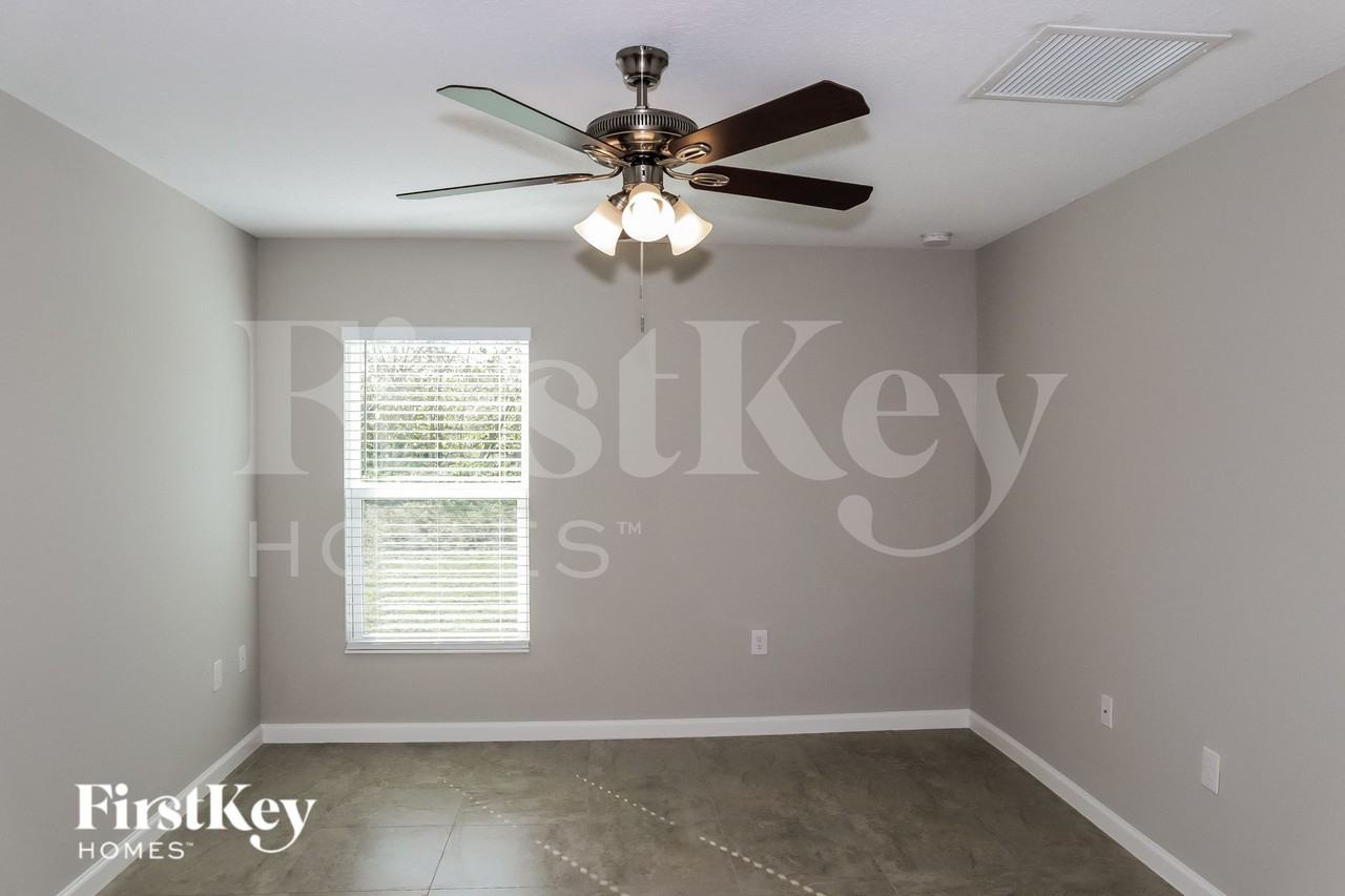 220 Southern Breeze Loop - Photo 7 of 15