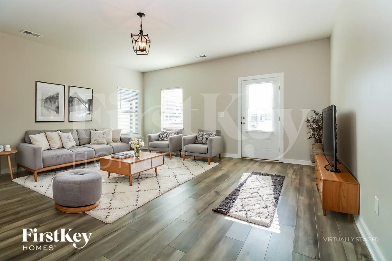 305 Avalon Way - Photo 5 of 19