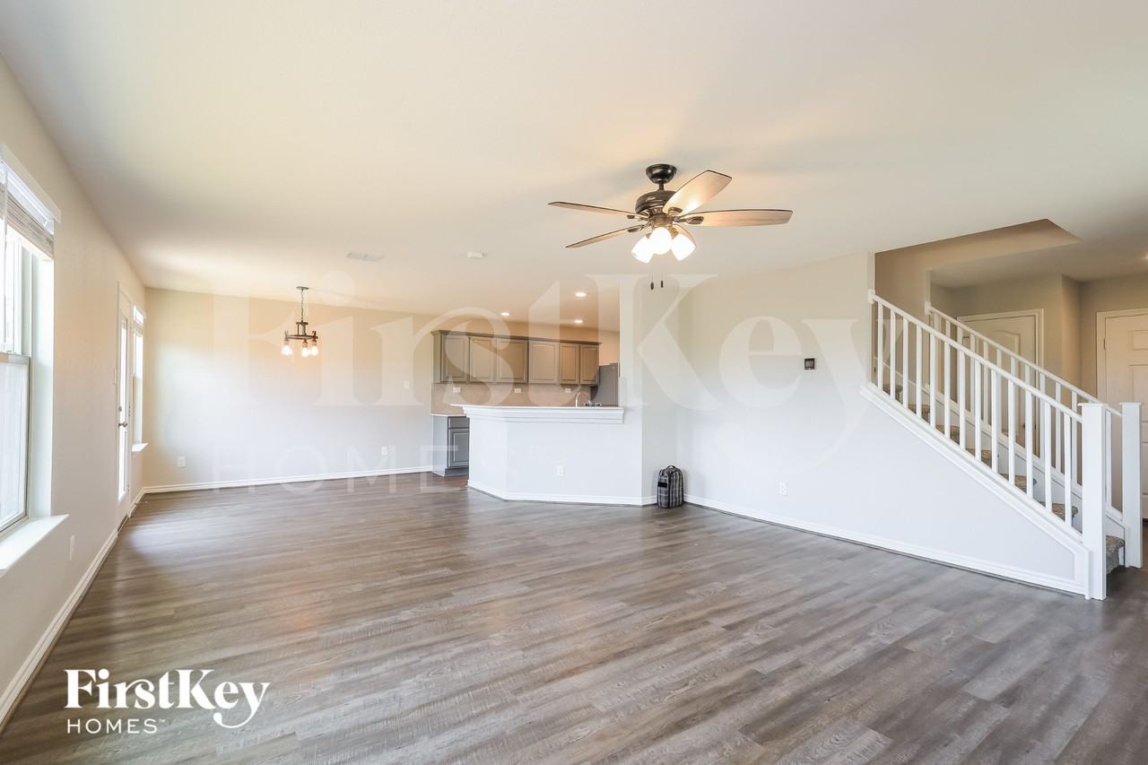 7307 Palomino Bay - Photo 5 of 16