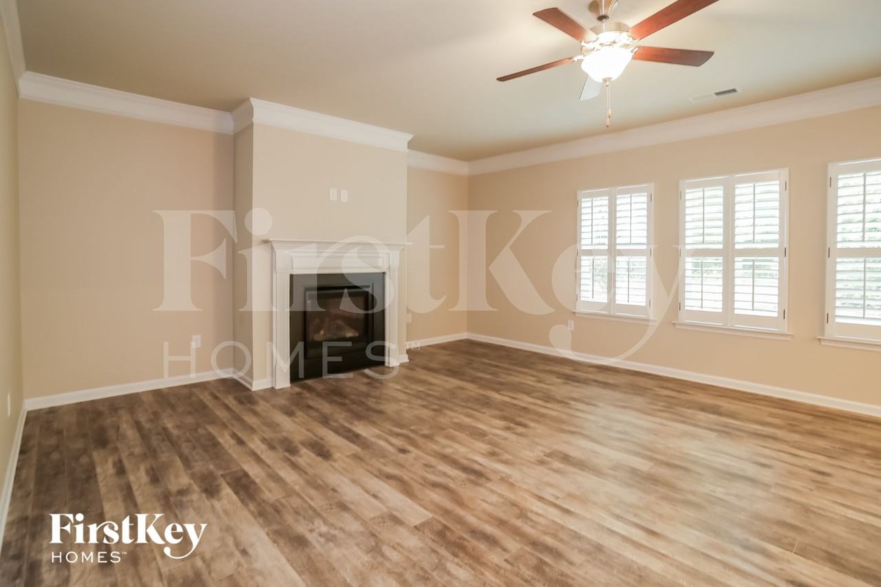 119 Prescott Dr - Photo 2 of 15